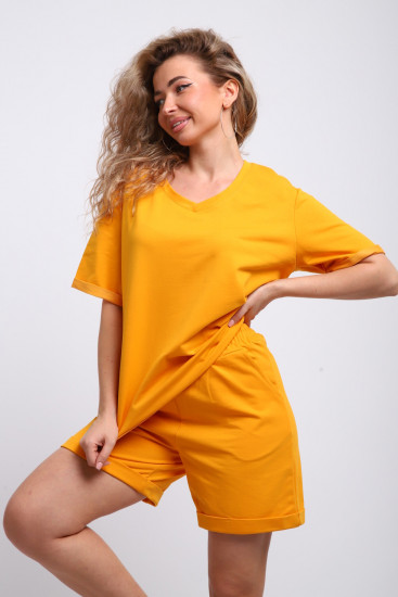 Костюм женский