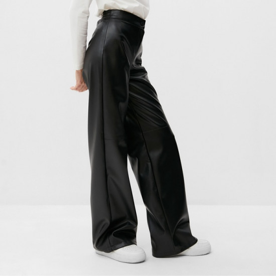 Брюки женские из экокожи