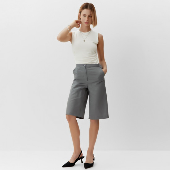 Бермуды женские