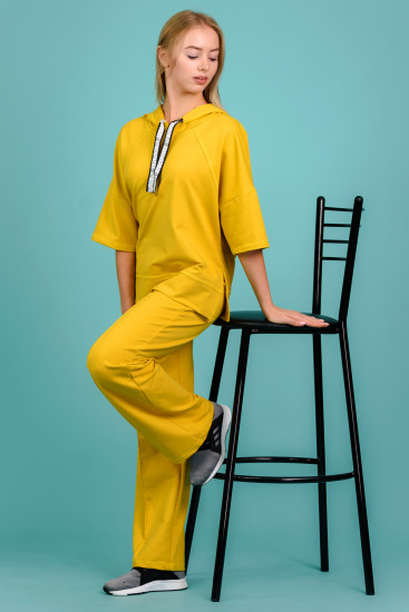 Костюм женский