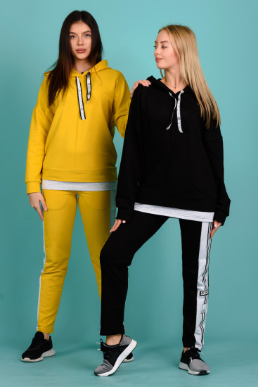 Костюм женский