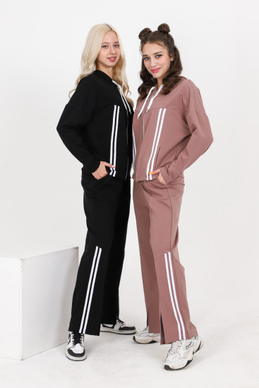 Костюм женский