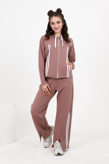 Костюм женский