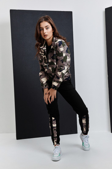 Костюм женский