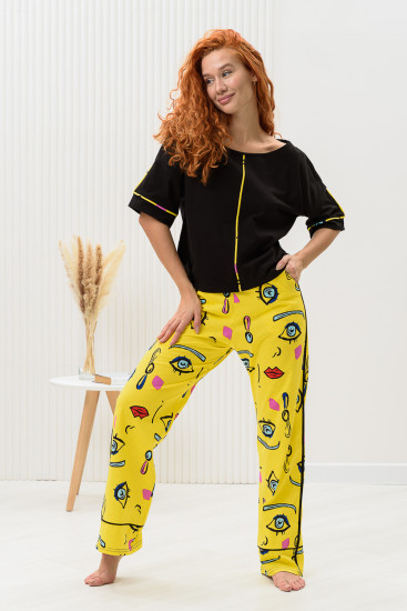 Костюм женский