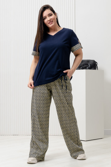 Костюм женский