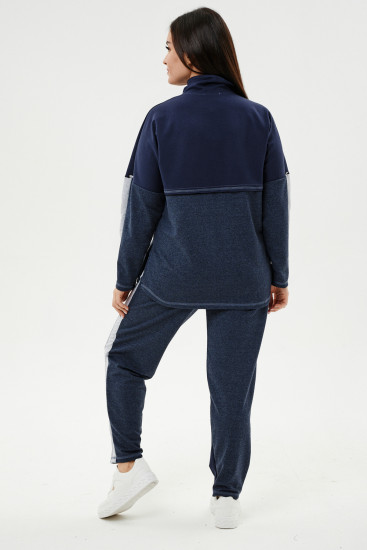 Костюм женский