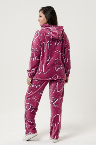 Костюм женский