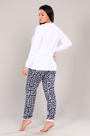 Костюм женский