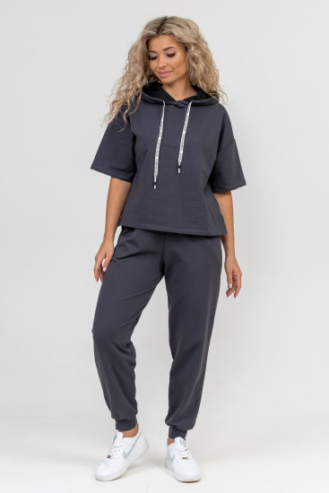 Костюм женский