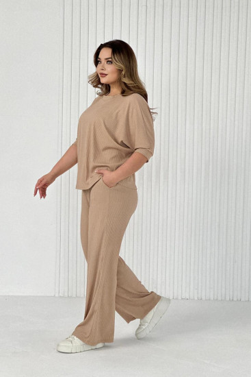 Костюм женский