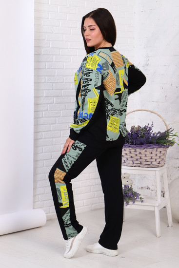 Костюм женский