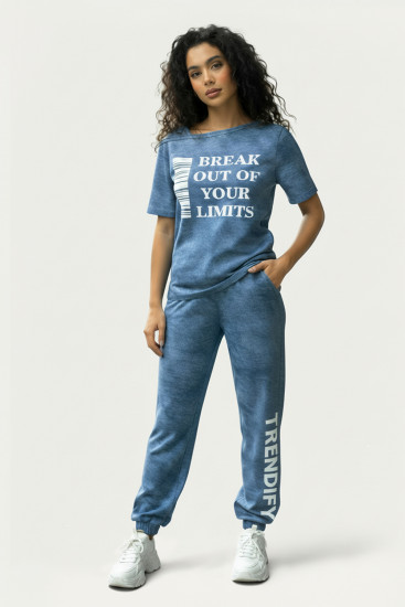 Костюм женский