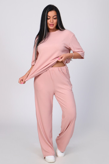 Костюм женский