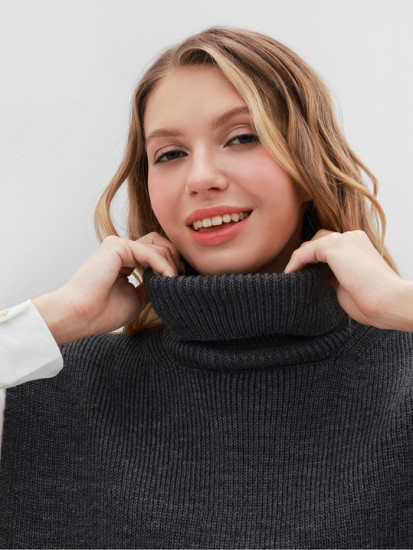 Джемпер-пончо женский