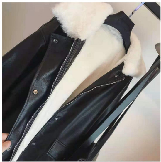 Куртка женская