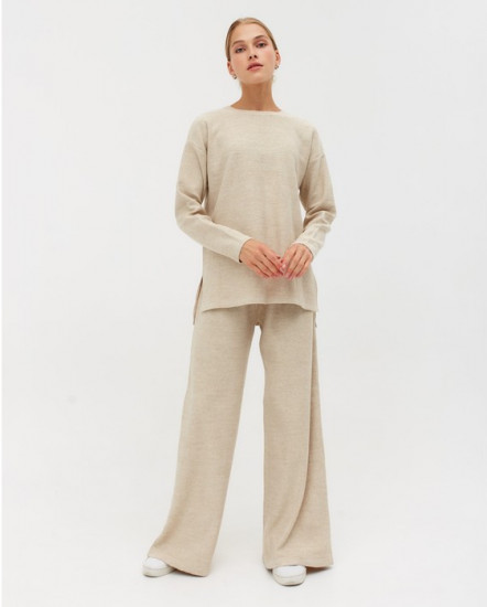 Костюм женский