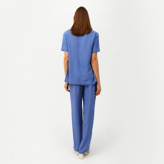 Костюм женский