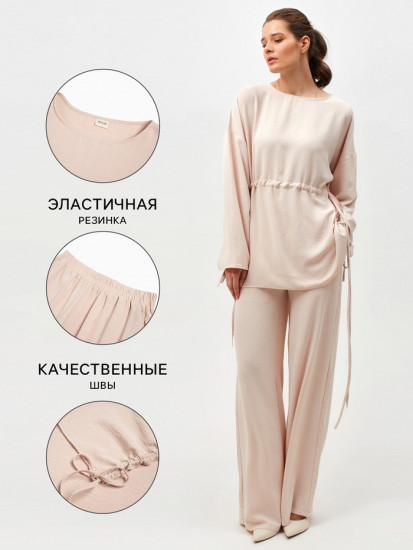 Костюм женский