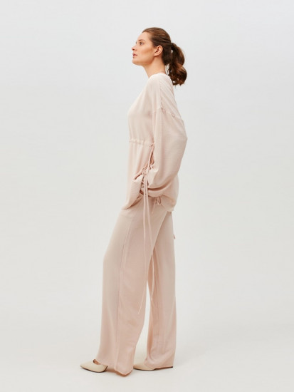 Костюм женский