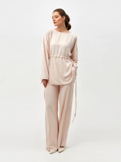 Костюм женский