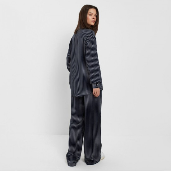 Костюм женский