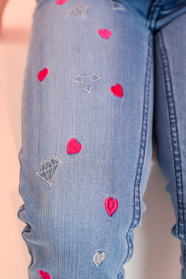 Джинсы для девочек