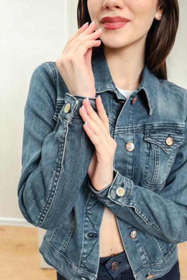 Куртка джинсовая женская