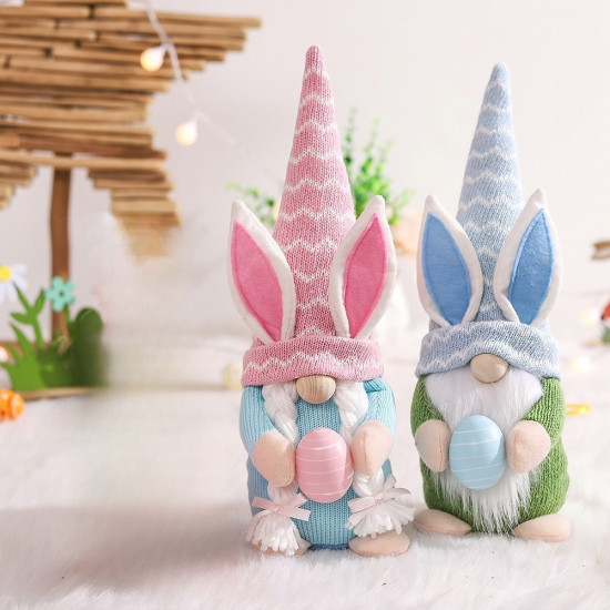 Гном пасхальный