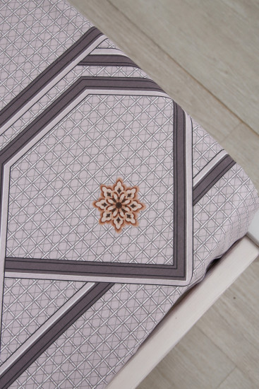 Простыня на резинке «Юпитер»