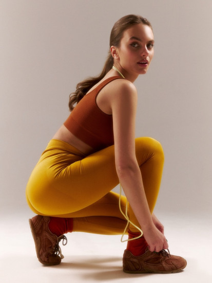 Топ спортивный женский