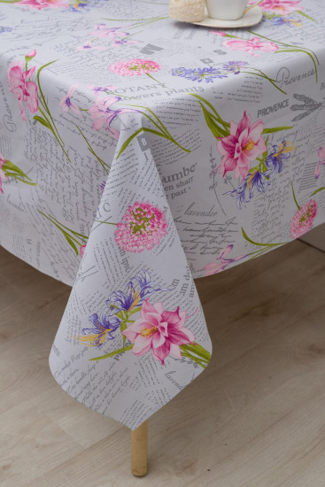 Скатерть «Цветы и письма»