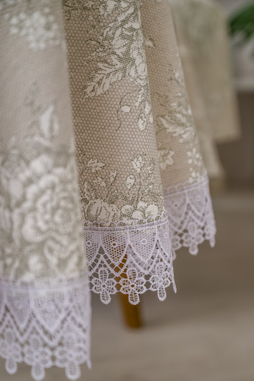 Скатерть «Шантильи с кружевом»
