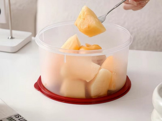 Контейнер для хранения продуктов с крышкой