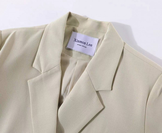 Пиджак женский двубортный