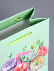 Пакет подарочный «Весенний букет» - Фото 4