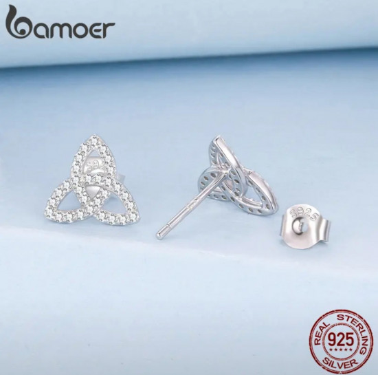 Серьги-гвоздики с фианитами