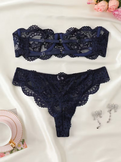 Комплект нижнего белья женский