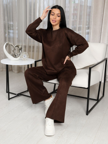 Костюм женский