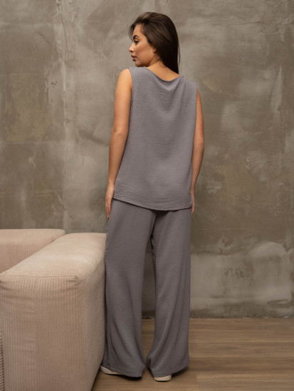 Костюм женский