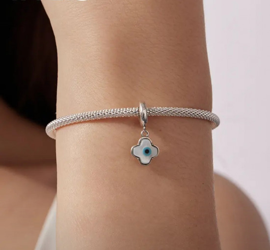 Шарм «Клевер и голубой глаз»