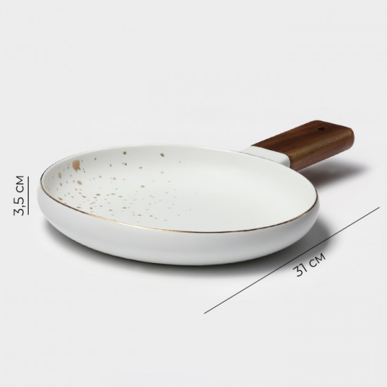 Блюдо фарфоровое для подачи с деревянной ручкой 