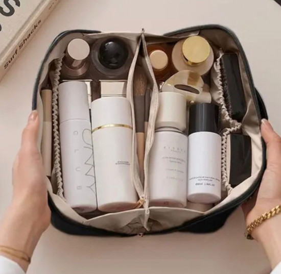 Косметичка из искусственной кожи