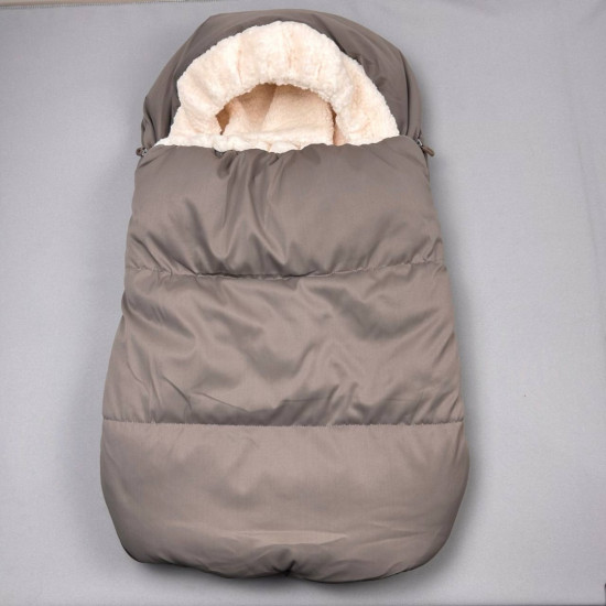 Комбинезон и конверт на выписку