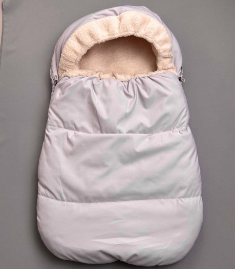 Комбинезон и конверт на выписку