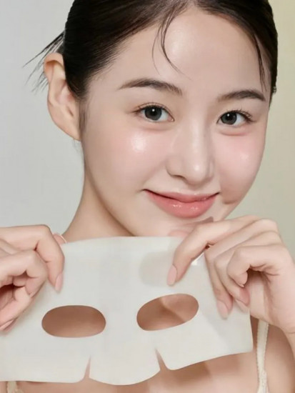 Гидрогелевая маска с ниацинамидом для сияния кожи «Radiant Vita Niacinamide Real Deep Mask»