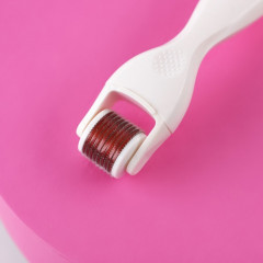 Массажер-мезороллер со сменными насадками - Фото 2