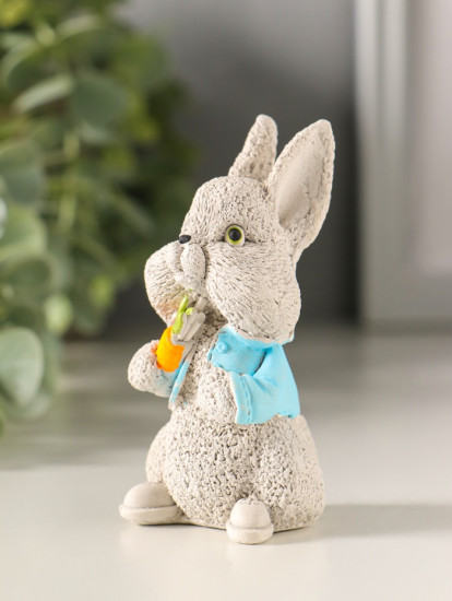Фигурка «Кролик с морковкой»