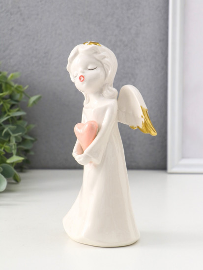 Фигурка «Ангел поющий с сердцем»