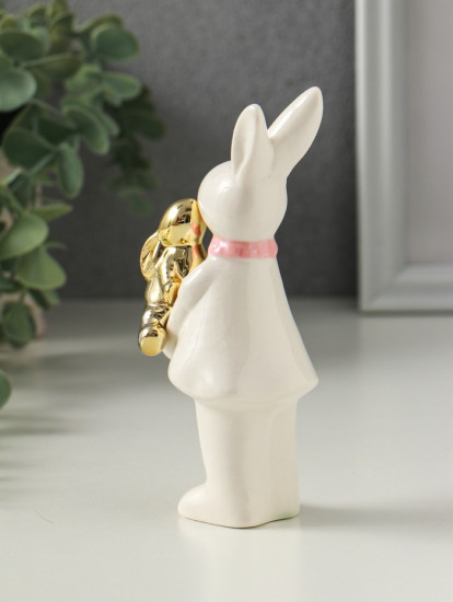 Фигурка «Зайка белая с золотым зайчонком»